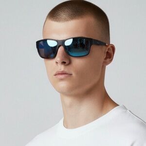 Perry Ellis Men’s Sunglass Black Plastic Sport Wrap, Smoke Lens PE105-1
